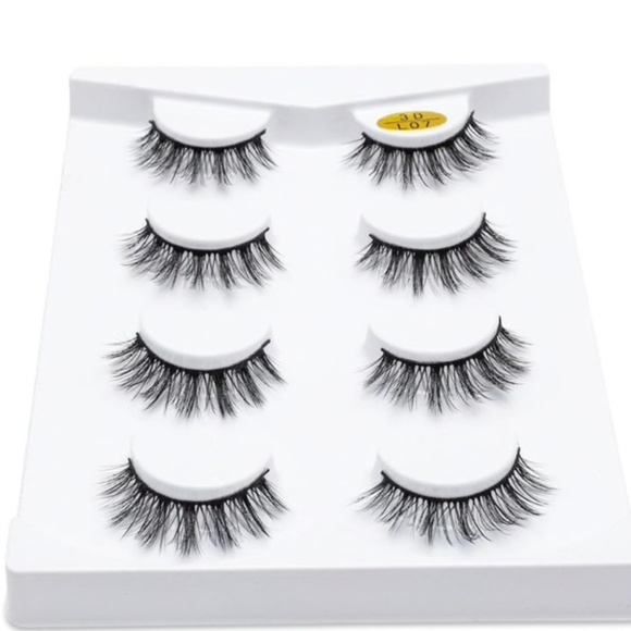 Other - 4 Pairs 3D Mink Natural Volume Eyelashes